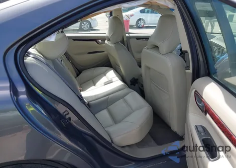 2003 Volvo S60 2.5T Awd z USA, uszkodzony, nr VIN YV1RH59H932256467